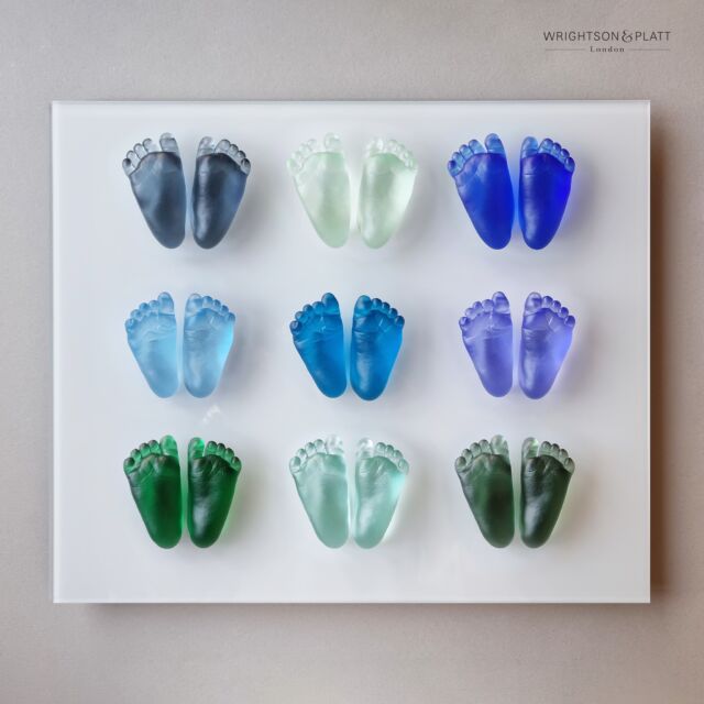 Our bespoke glass wall panels turn your babies' little toes into works of art that capture a magical moment in your family's life forever.

Get in touch with our friendly team to find out what we can make for you! Website link in bio.

#newparentsgift #luxury #bespoke #lifecasting #babycastings #newbaby #personalisedgifts #babyfeet #luxurybaby #luxurylife #wrightsonandplatt